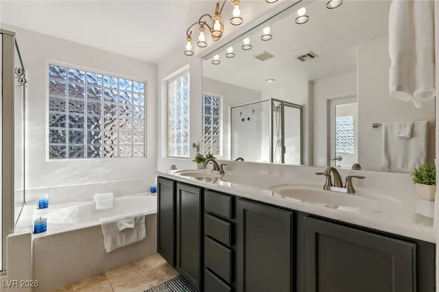 $472,900 | 988 Roaring River Avenue, Henderson, NV 89002