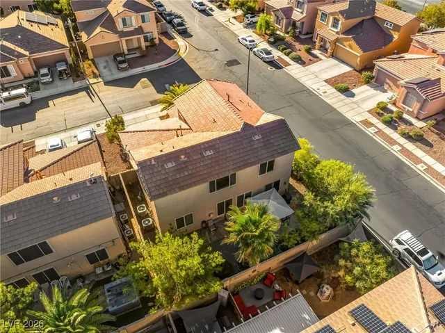 $472,900 | 988 Roaring River Avenue, Henderson, NV 89002