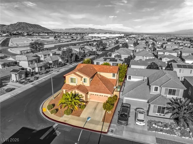 $472,900 | 988 Roaring River Avenue, Henderson, NV 89002