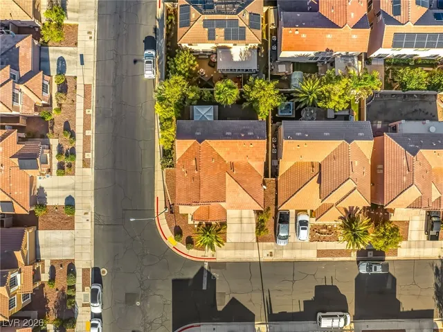 $472,900 | 988 Roaring River Avenue, Henderson, NV 89002