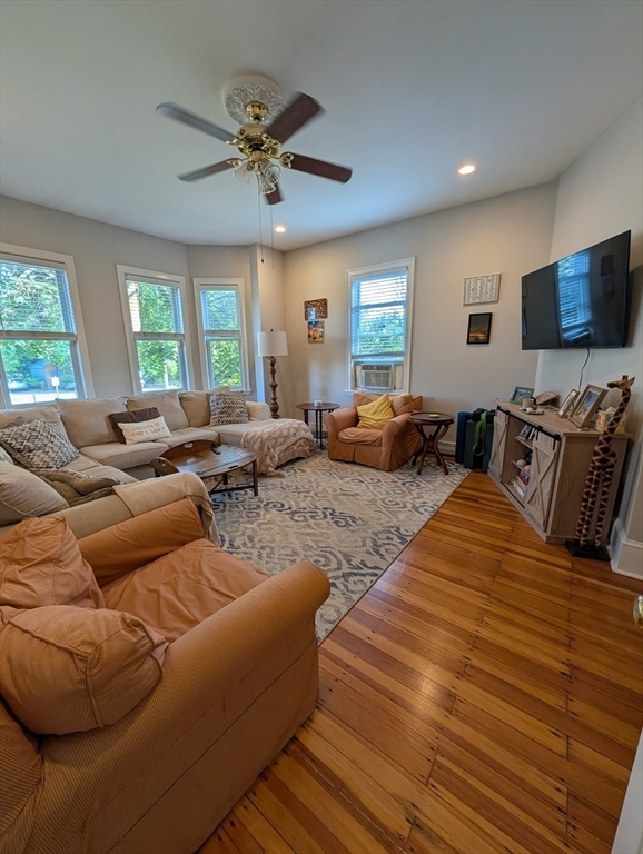186 Amory Street, Unit 1 Boston, MA 02130 - Photo 4 of 15
