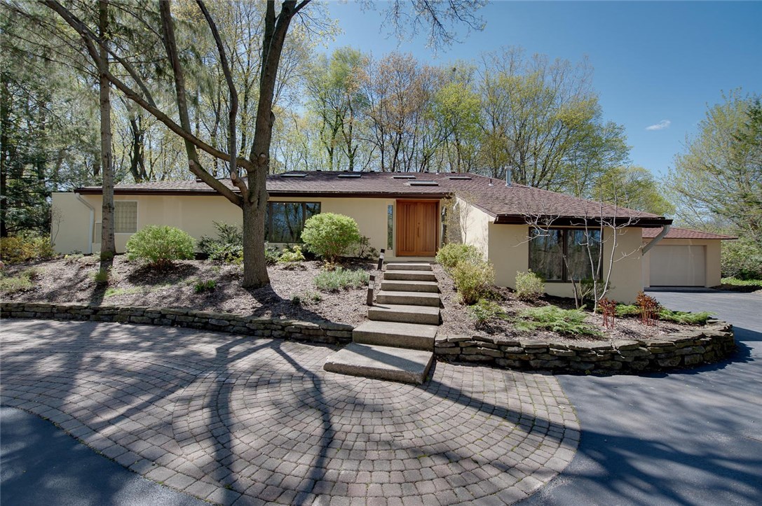 31 Mitchell Road Pittsford, NY 14534 - Photo 1 of 1