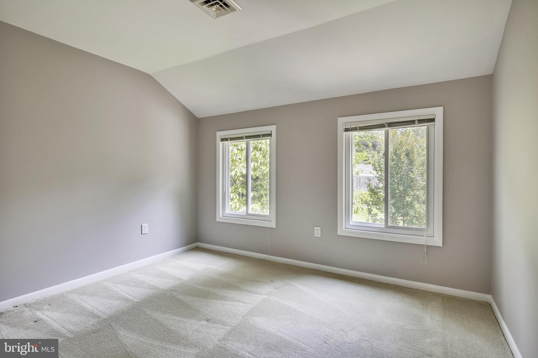 11822 Blue Spruce Road Reston, VA 20191 - Photo 23 of 46 Bedroom 3