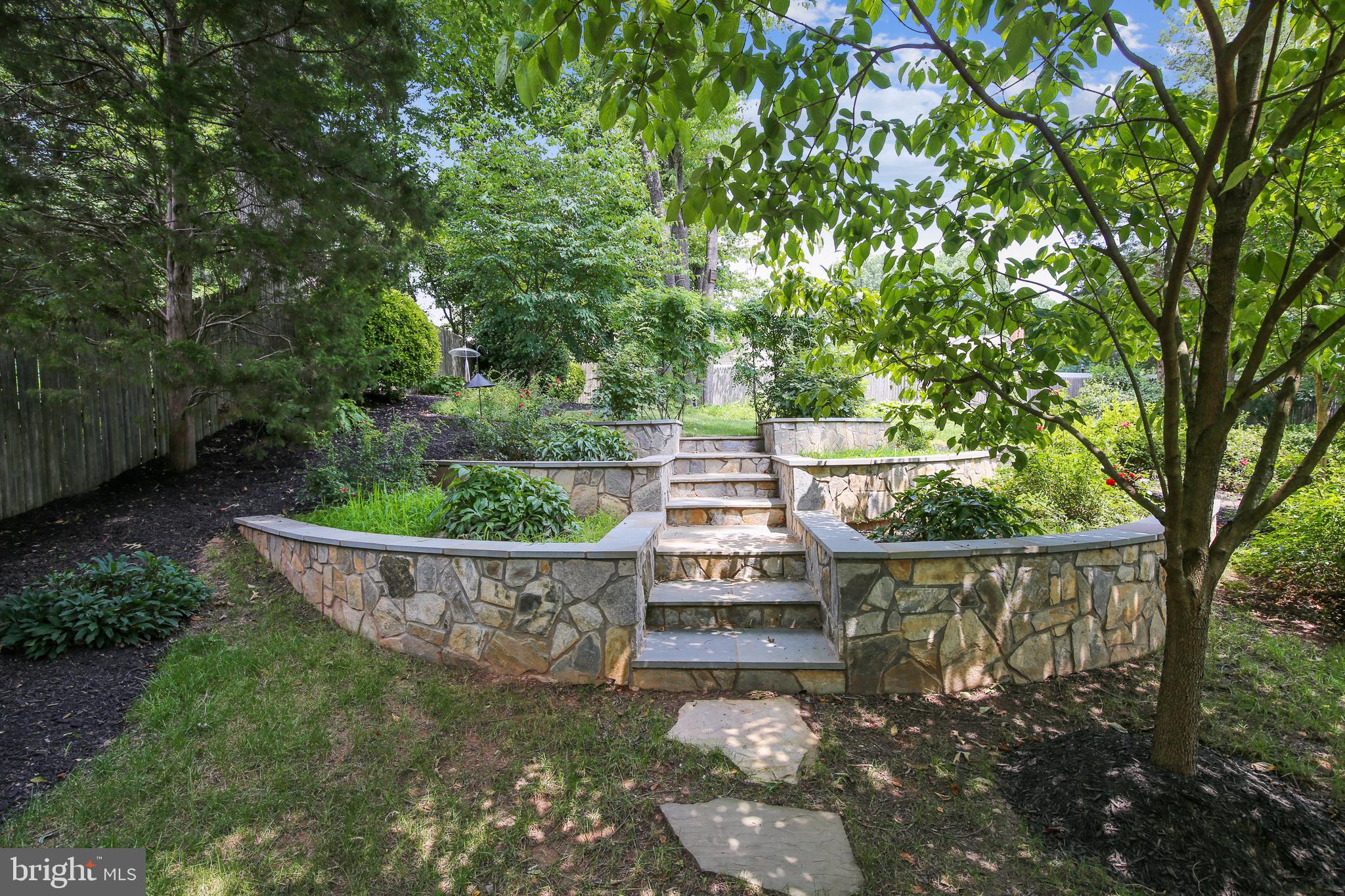 11822 Blue Spruce Road Reston, VA 20191 - Photo 33 of 46