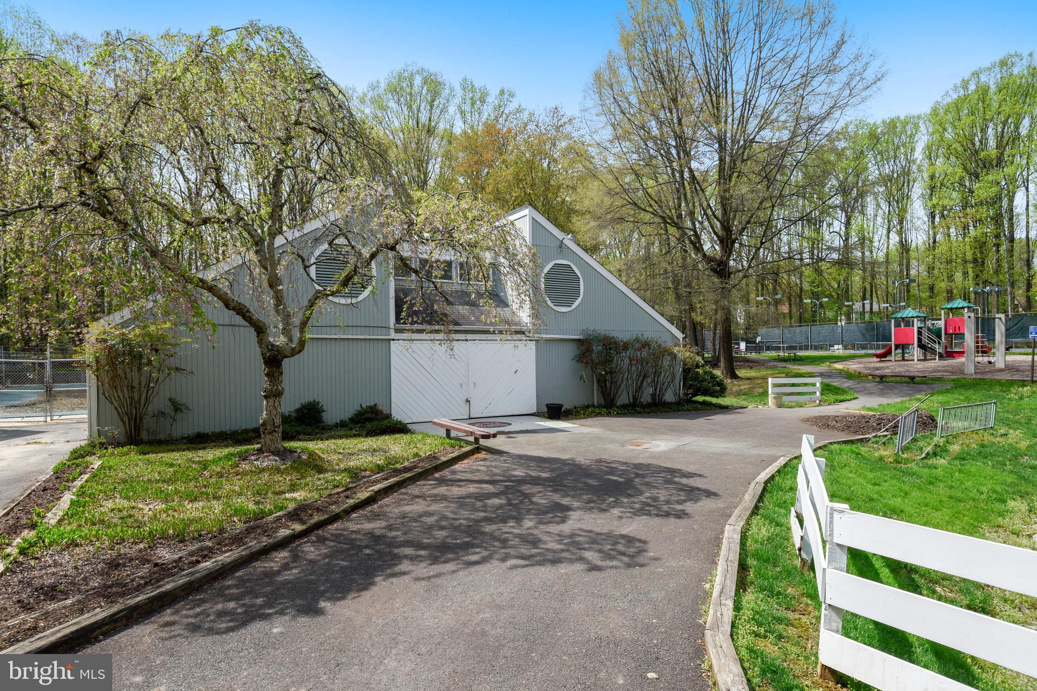 11822 Blue Spruce Road Reston, VA 20191 - Photo 38 of 46