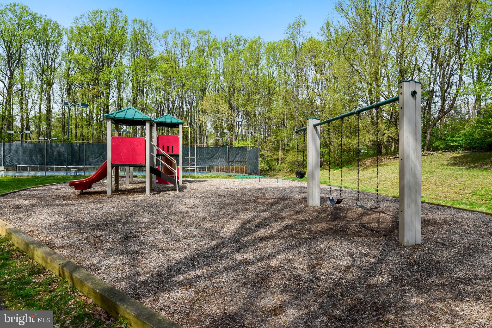 11822 Blue Spruce Road Reston, VA 20191 - Photo 39 of 46
