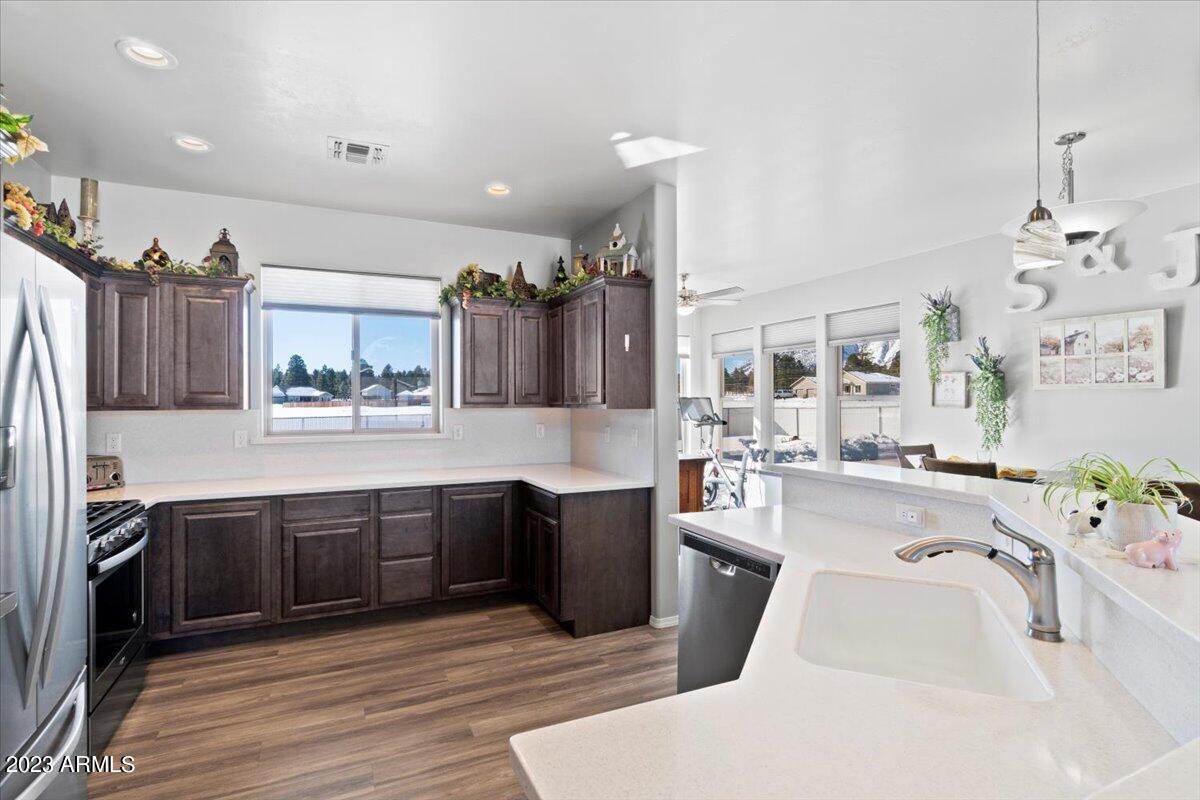 10161 Lundin Road Flagstaff, AZ 86004 - Photo 13 of 30 Custom Kitchen and Sunroom