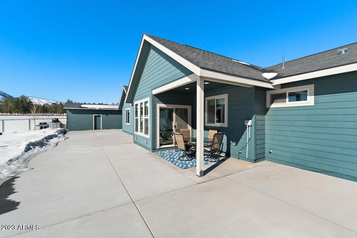 10161 Lundin Road Flagstaff, AZ 86004 - Photo 26 of 30 Oversized Back Patio
