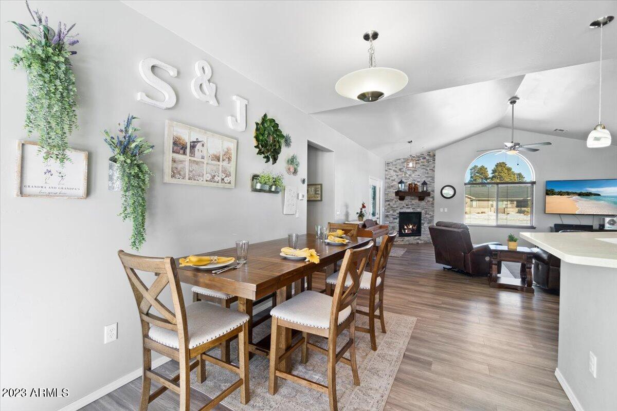10161 Lundin Road Flagstaff, AZ 86004 - Photo 8 of 30 Dining Room