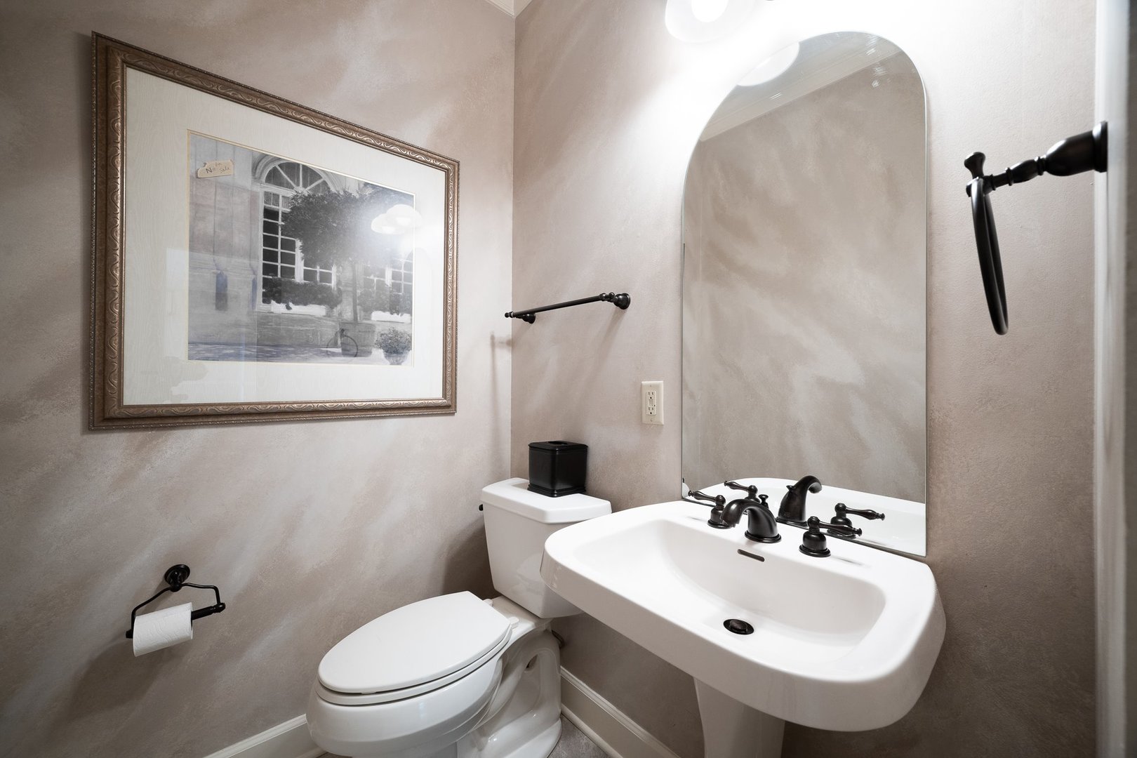 2109 Hackberry Road Bloomington, IL 61704 - Photo 17 of 64