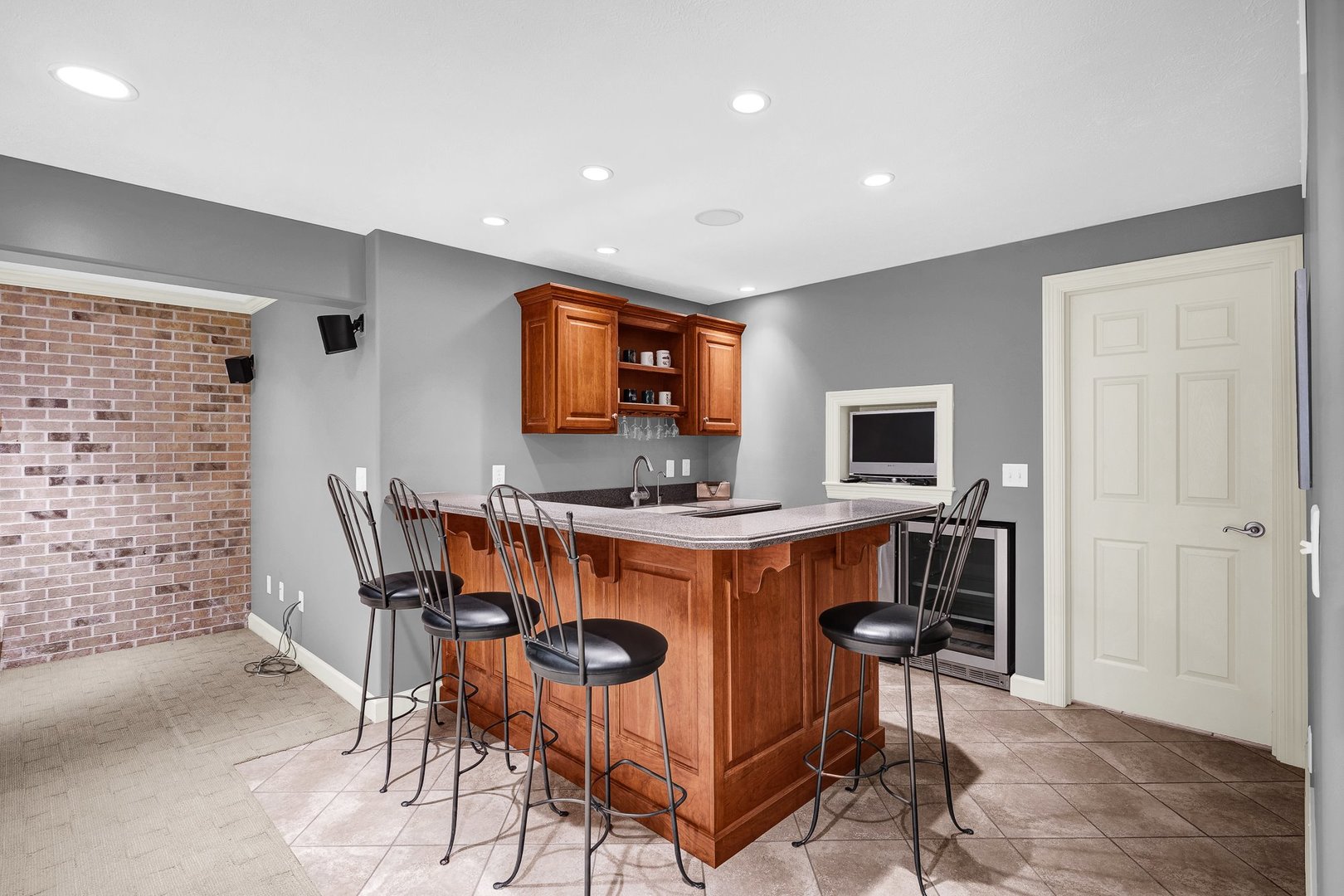 2109 Hackberry Road Bloomington, IL 61704 - Photo 52 of 64