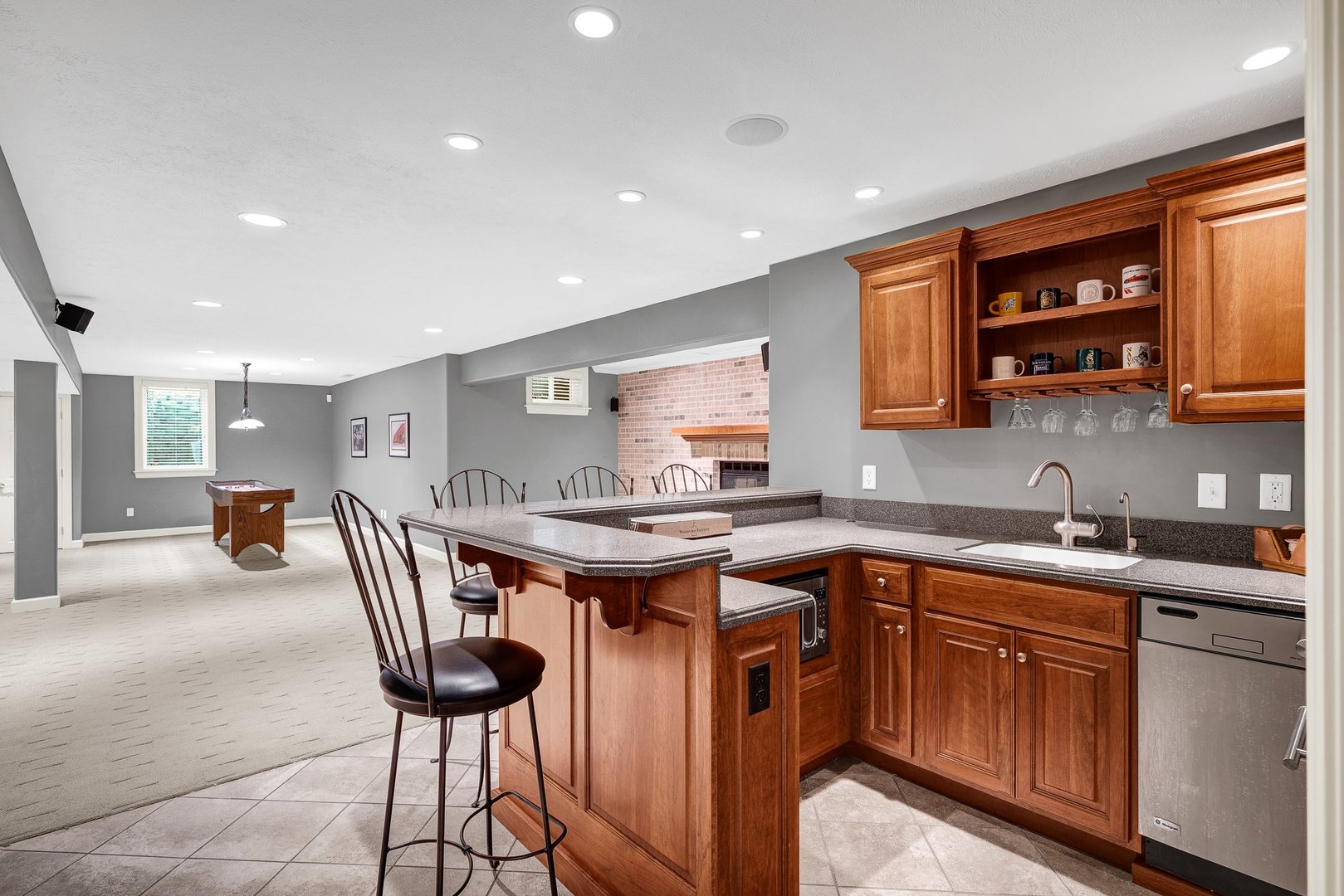 2109 Hackberry Road Bloomington, IL 61704 - Photo 53 of 64