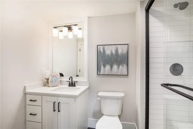 $789,900 | 2317 Southwest Morris Drive, Lee's Summit, MO 64082