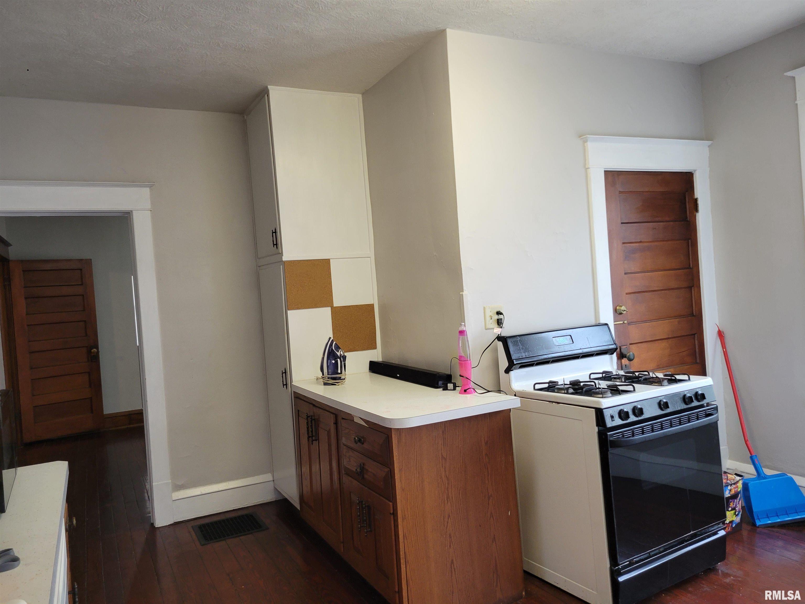 1429 West Washington Street Springfield, IL 62702 - Photo 20 of 40