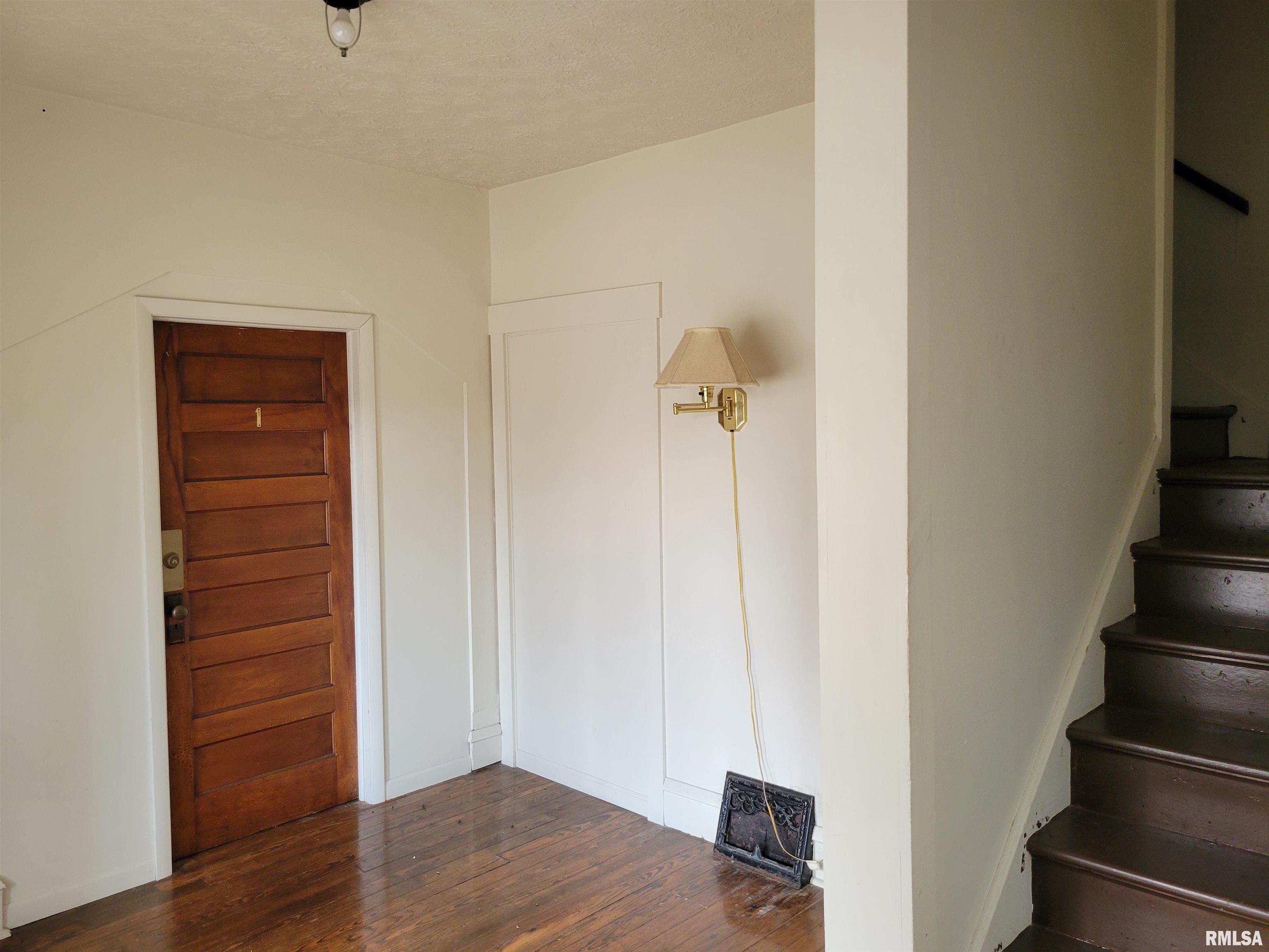 1429 West Washington Street Springfield, IL 62702 - Photo 5 of 40