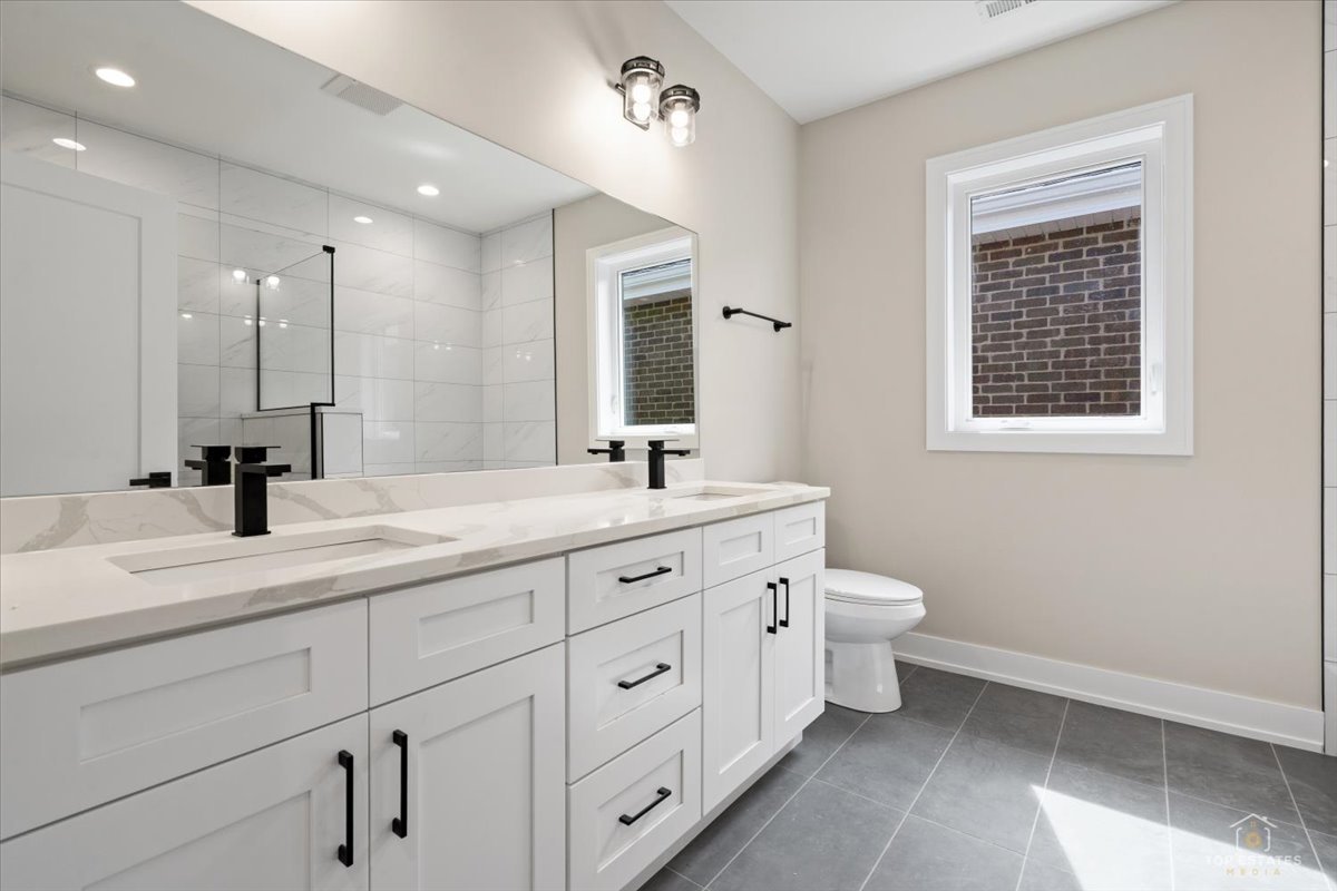 4851 South Ridgeway Avenue Chicago, IL 60632 - Photo 21 of 31 Gallery Image 21