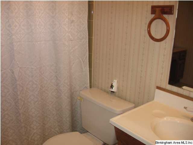 3949 Hilltop Road Southeast Bessemer, AL 35022 - Photo 6 of 6