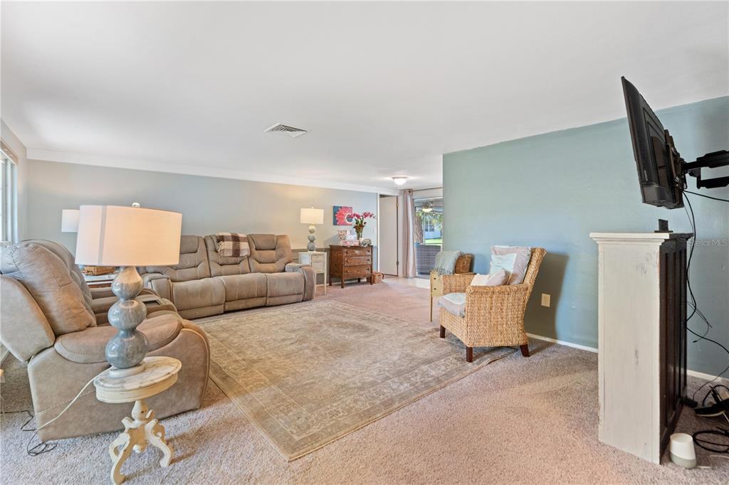 8702 Powderhorn Row Hudson, FL 34667 - Photo 5 of 44
