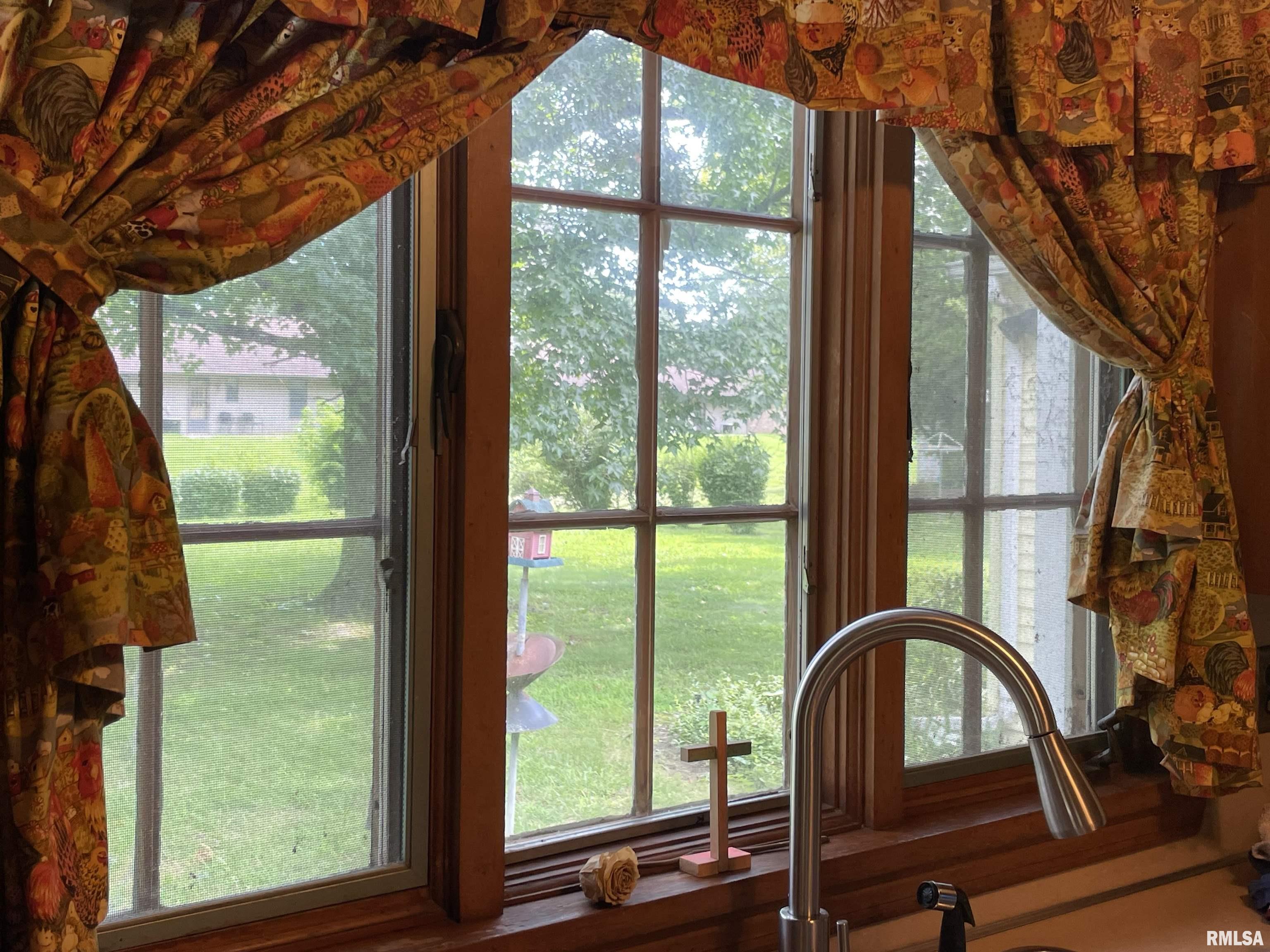 53 Candy Lane Murphysboro, IL 62966 - Photo 14 of 46