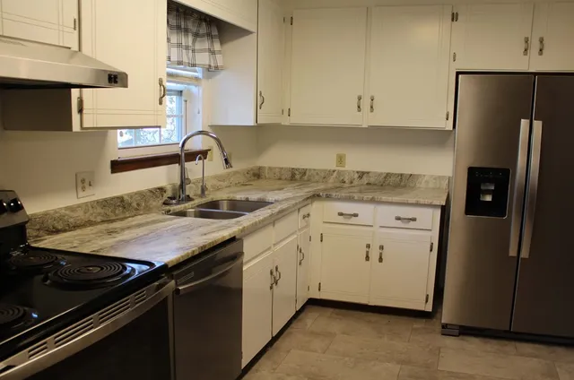 $199,900 | 267 Barbara Drive, Ozark, AL 36360