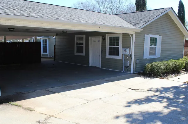 $199,900 | 267 Barbara Drive, Ozark, AL 36360