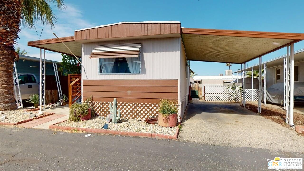 18555 Roberts Road, Unit 8 Desert Hot Springs, CA 92241 - Photo 32 of 52 Gallery Image 32