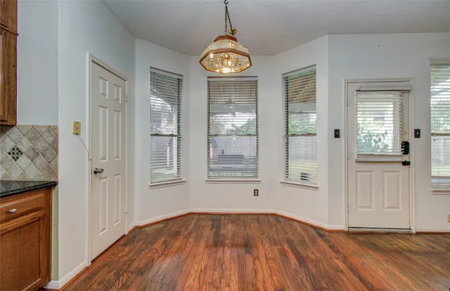 $2,400 | 16218 Ruffian Drive, Friendswood, TX 77546