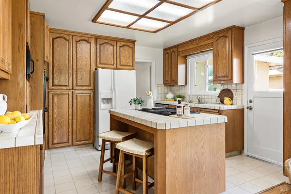 $999,000 | 2241 Marsh Road, Santa Rosa, CA 95403