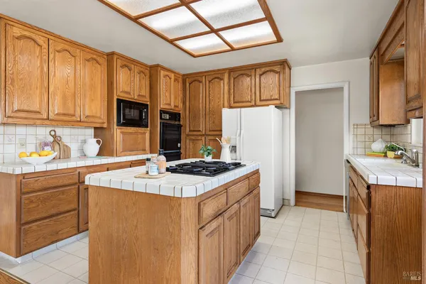 $999,000 | 2241 Marsh Road, Santa Rosa, CA 95403