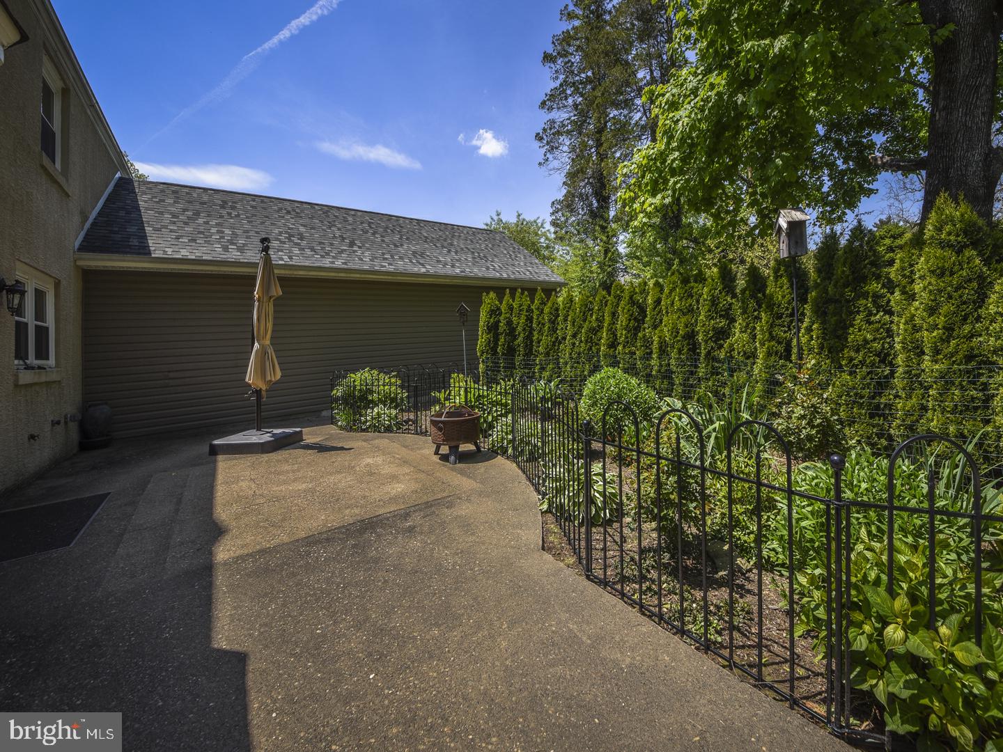 908 Edgewood Road Yardley, PA 19067 - Photo 33 of 39 Patio