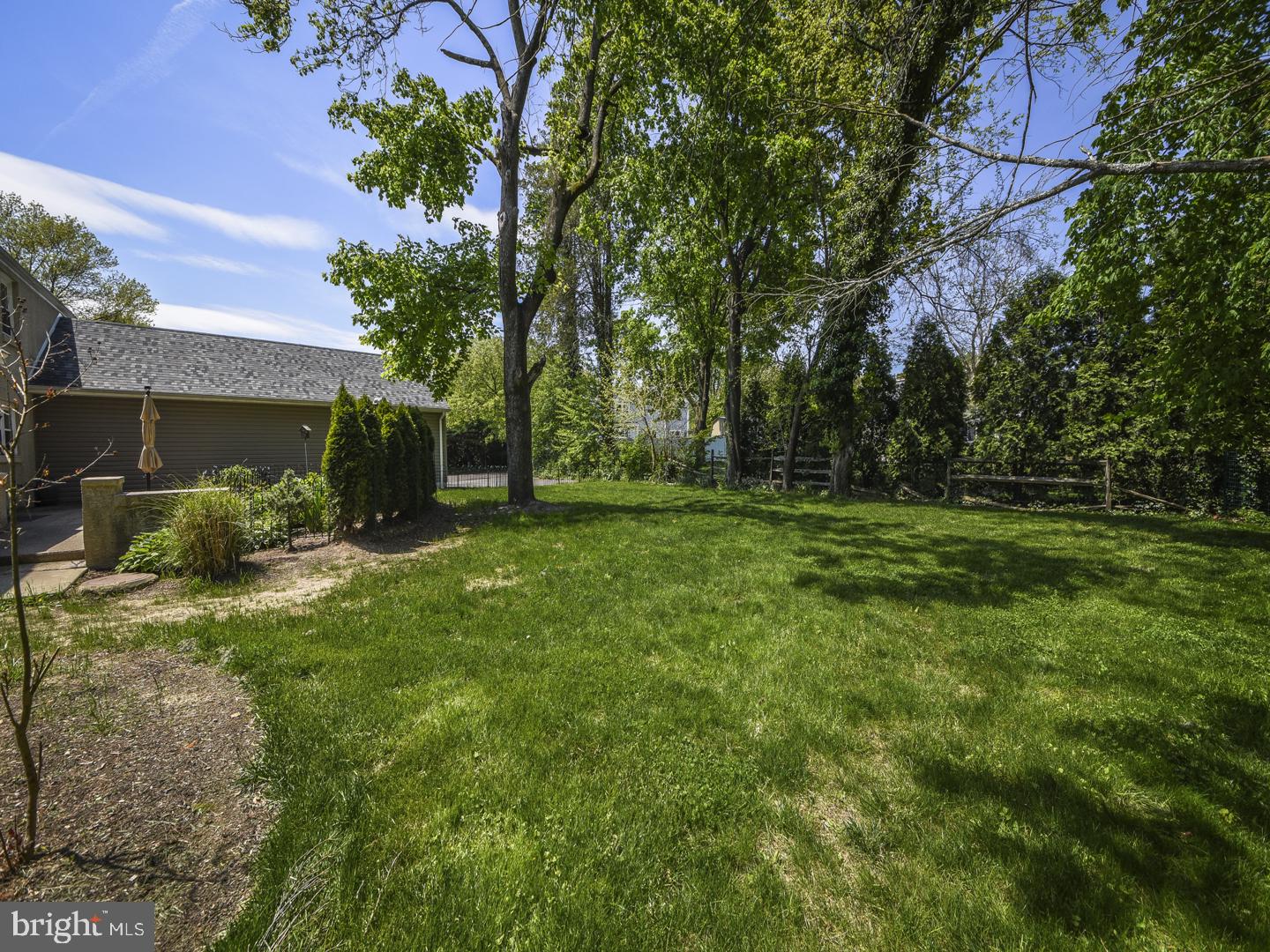 908 Edgewood Road Yardley, PA 19067 - Photo 35 of 39 Back yard