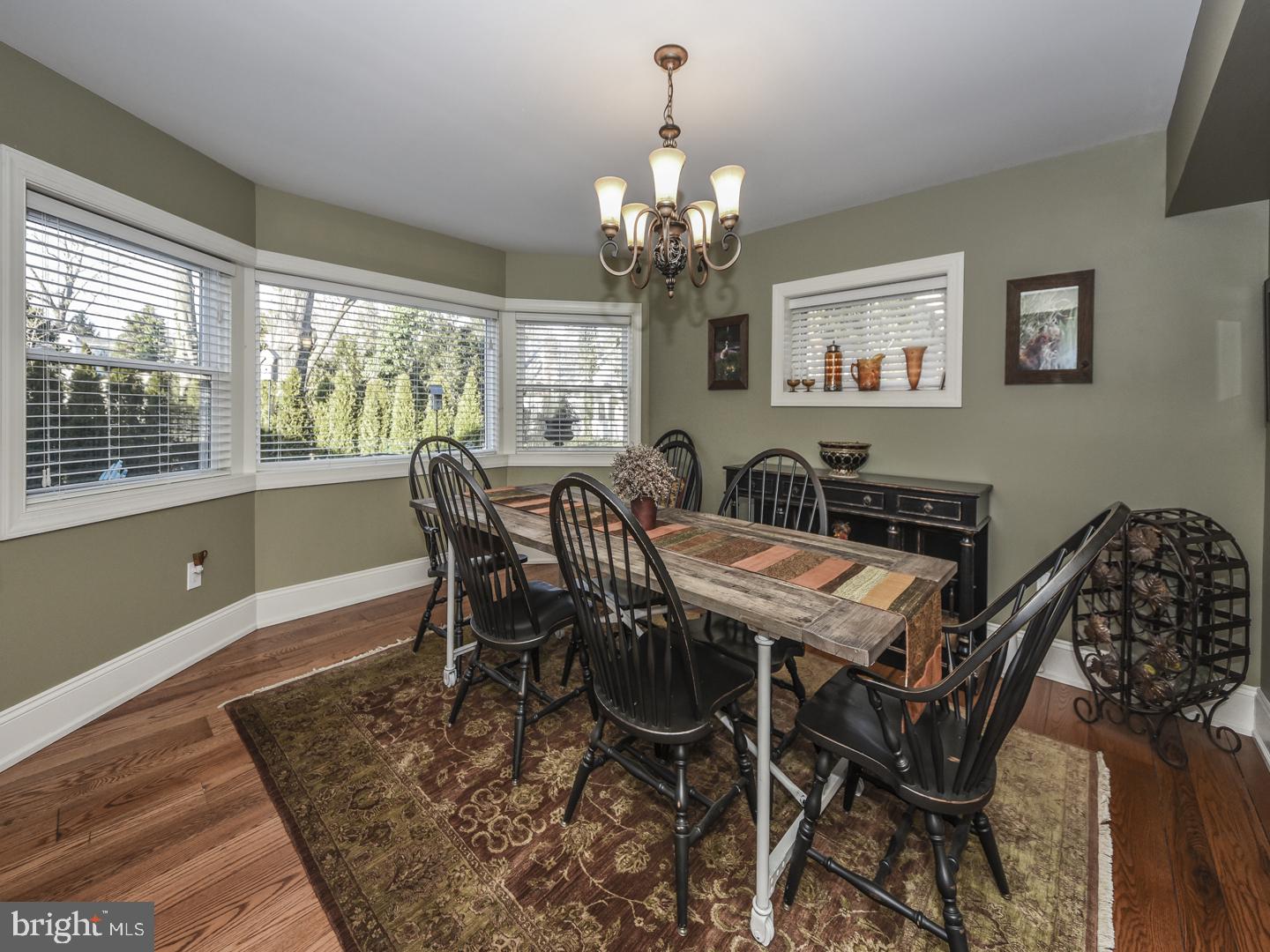 908 Edgewood Road Yardley, PA 19067 - Photo 9 of 39 Dining room