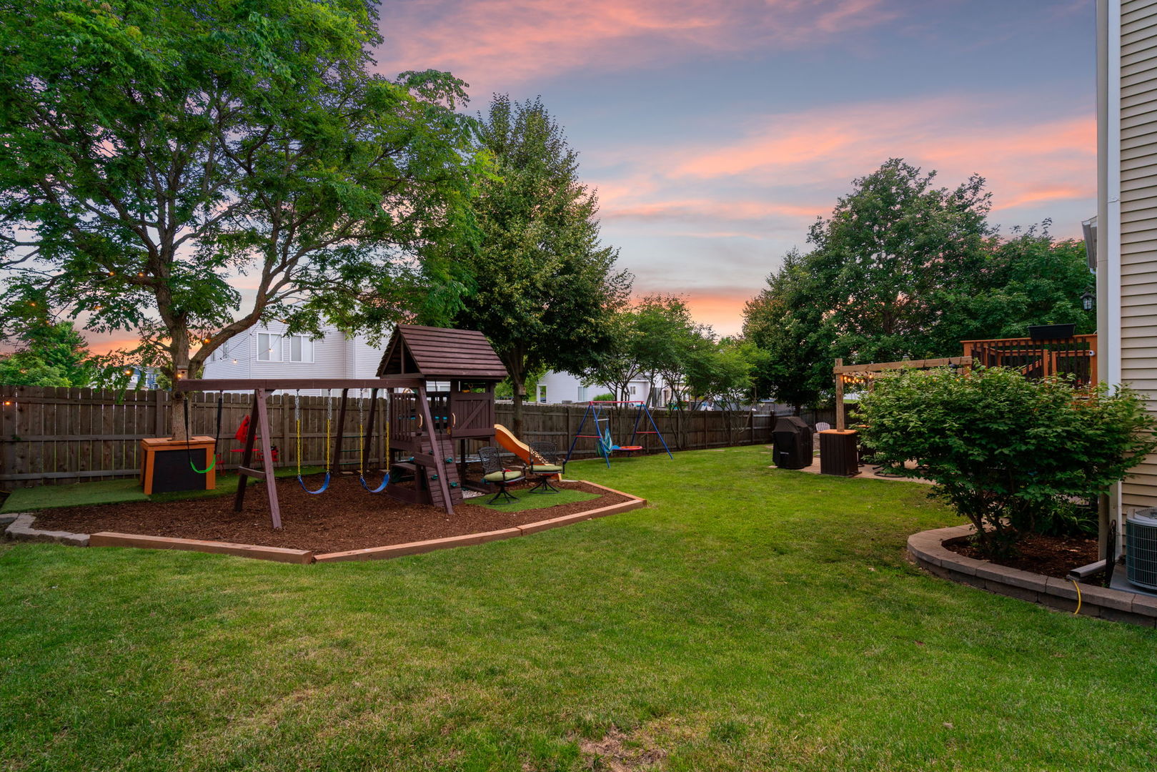 2067 Stephen Street Aurora, IL 60502 - Photo 30 of 36