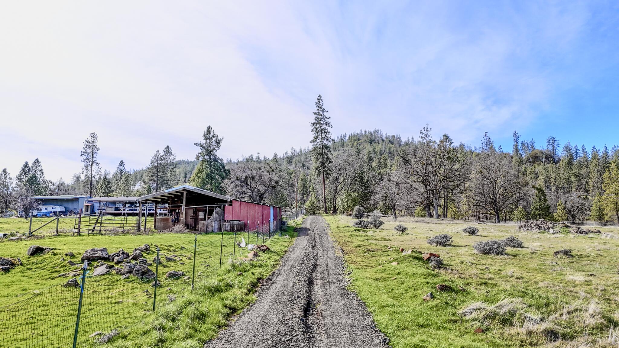 506 Greenleaf Drive Eagle Point, OR 97524 - Photo 24 of 38 DJI_20260227140834_0553_D-HDR