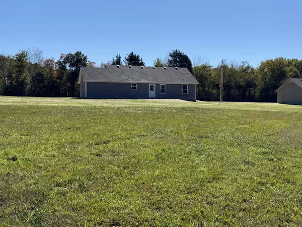 $340,000 | 1563 Paynes Church Road, Winchester, TN 37398