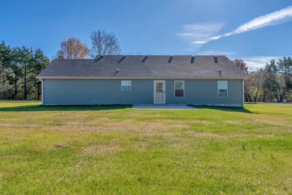 $340,000 | 1563 Paynes Church Road, Winchester, TN 37398