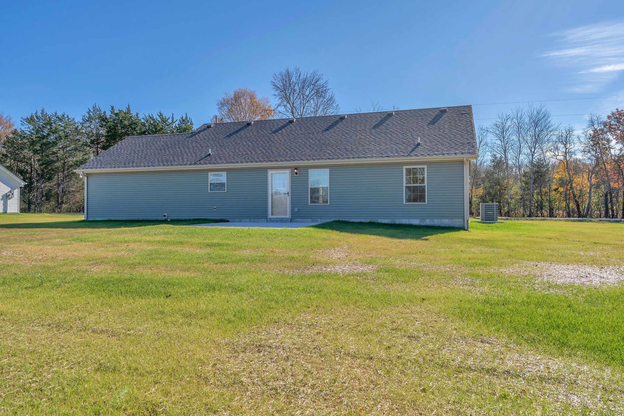 563 Paynes Church Road Winchester, TN 37398 - Photo 36 of 36 a front view of house with yard and trees in the background
