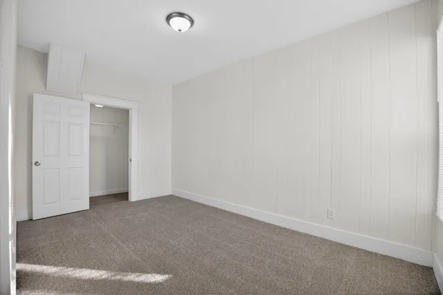 $2,250 | 304 West Vulcan Street, Brenham, TX 77833