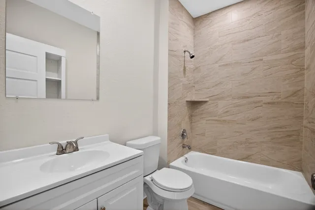 $2,250 | 304 West Vulcan Street, Brenham, TX 77833