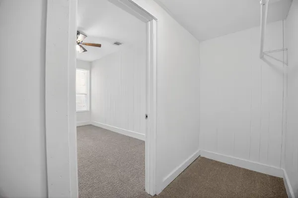 $1,875 | 304 West Vulcan Street, Brenham, TX 77833