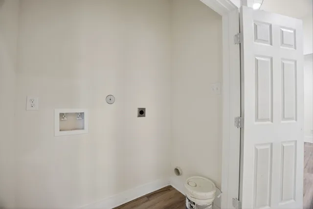 $2,250 | 304 West Vulcan Street, Brenham, TX 77833