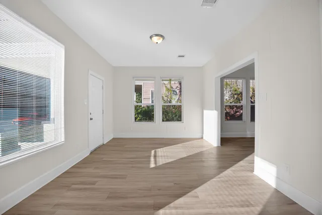 $2,250 | 304 West Vulcan Street, Brenham, TX 77833