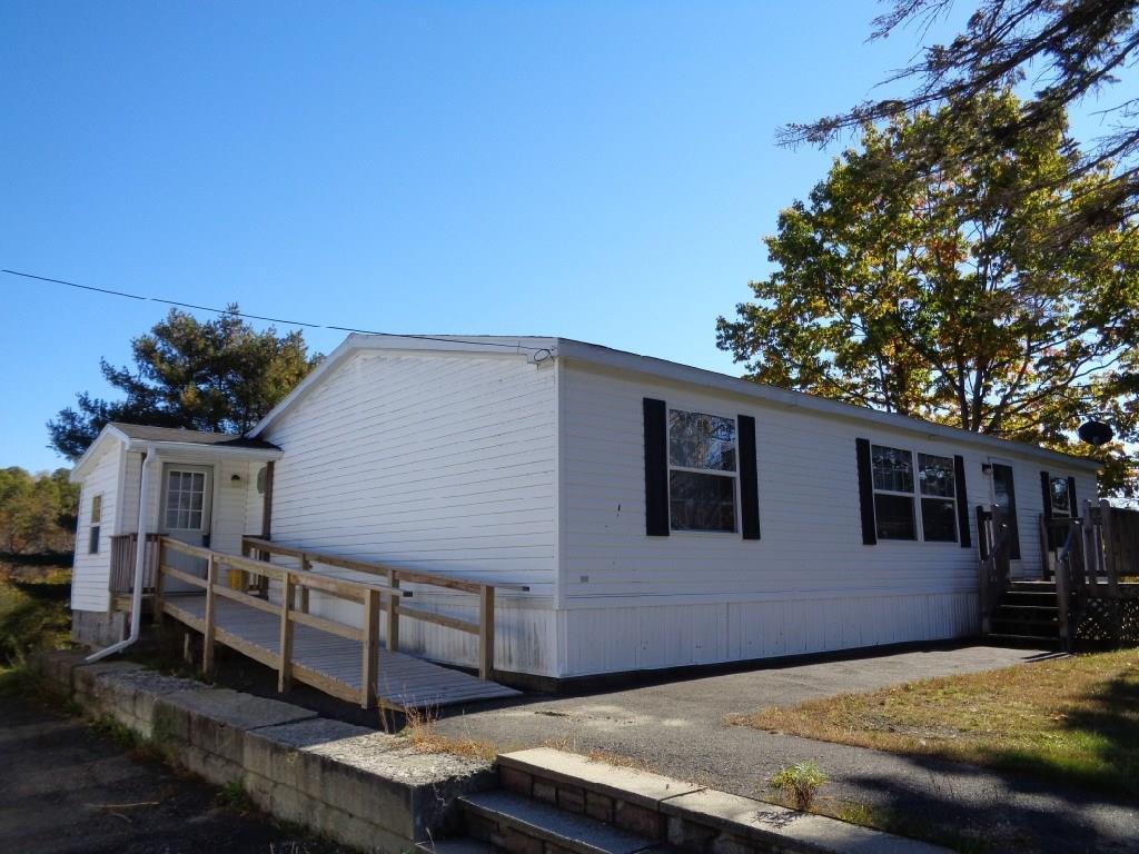14 Back Road Skowhegan, ME 04976 - Photo 2 of 27 Ramped entry for easier access.
