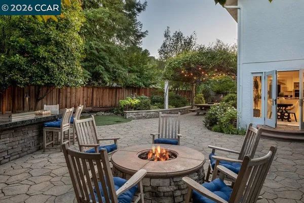 $1,795,000 | 26 Juniper Way, Moraga, CA 94556