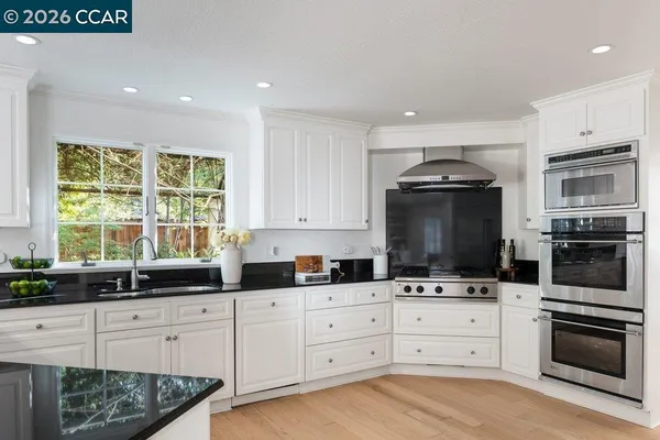 $1,795,000 | 26 Juniper Way, Moraga, CA 94556