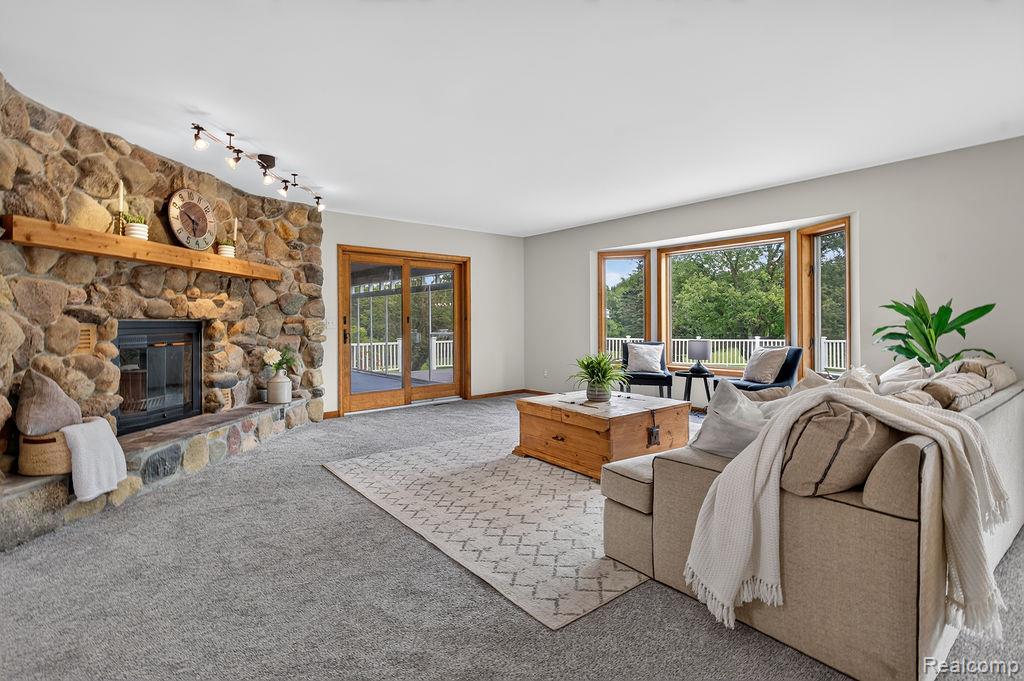 2524 Curtis Road Leonard, MI 48367 - Photo 10 of 93 Gallery Image 10