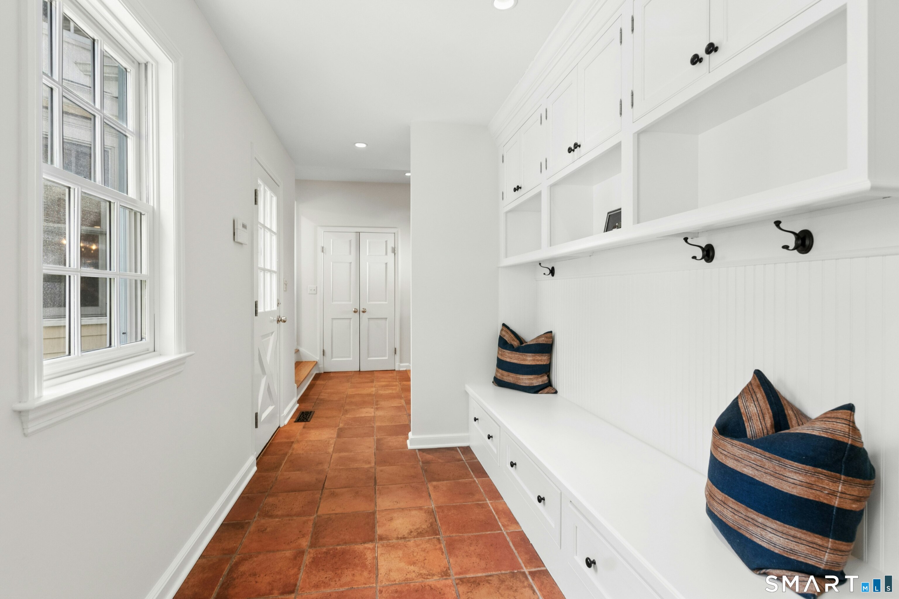 39 Leeuwarden Road Darien, CT 06820 - Photo 19 of 40