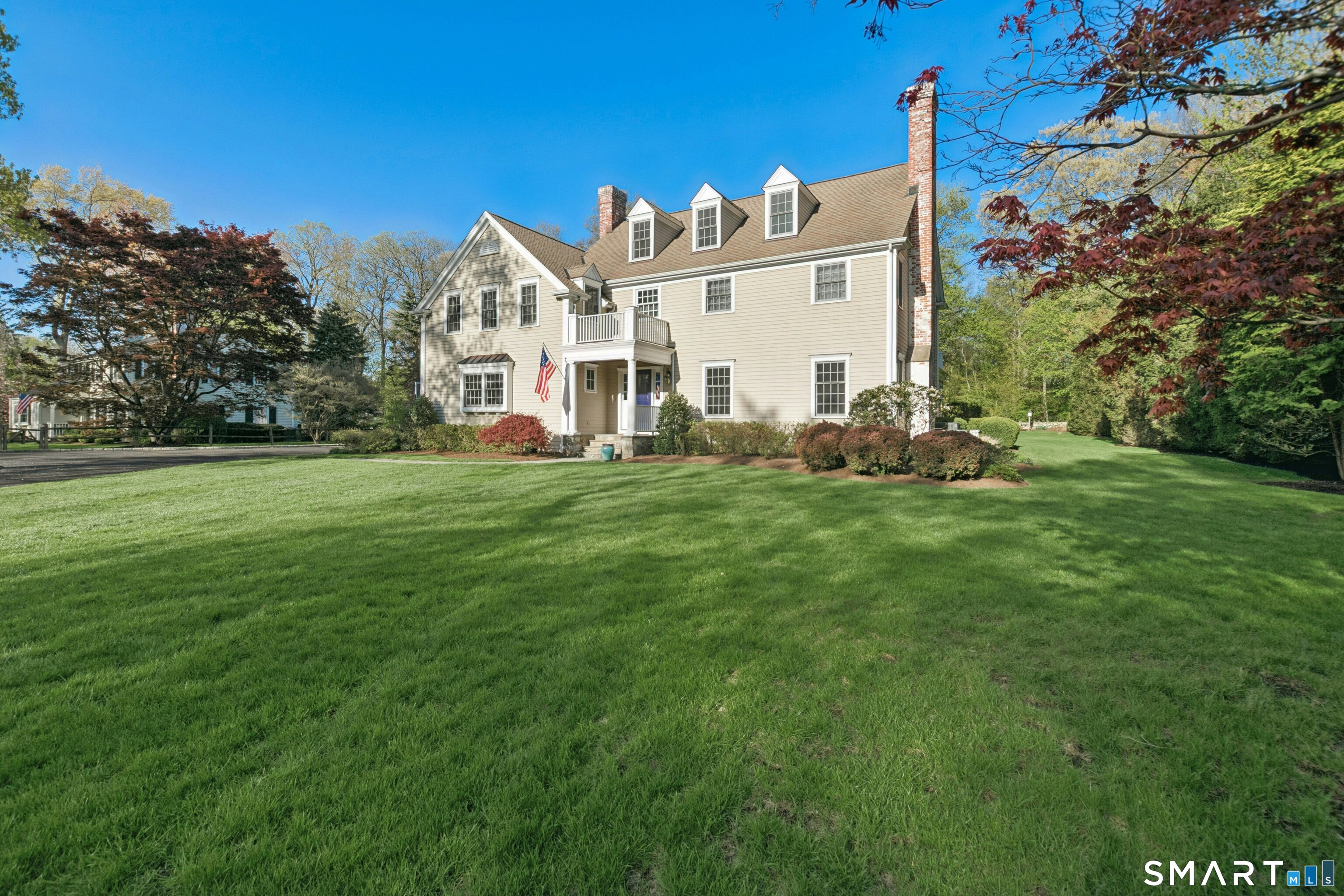39 Leeuwarden Road Darien, CT 06820 - Photo 3 of 40
