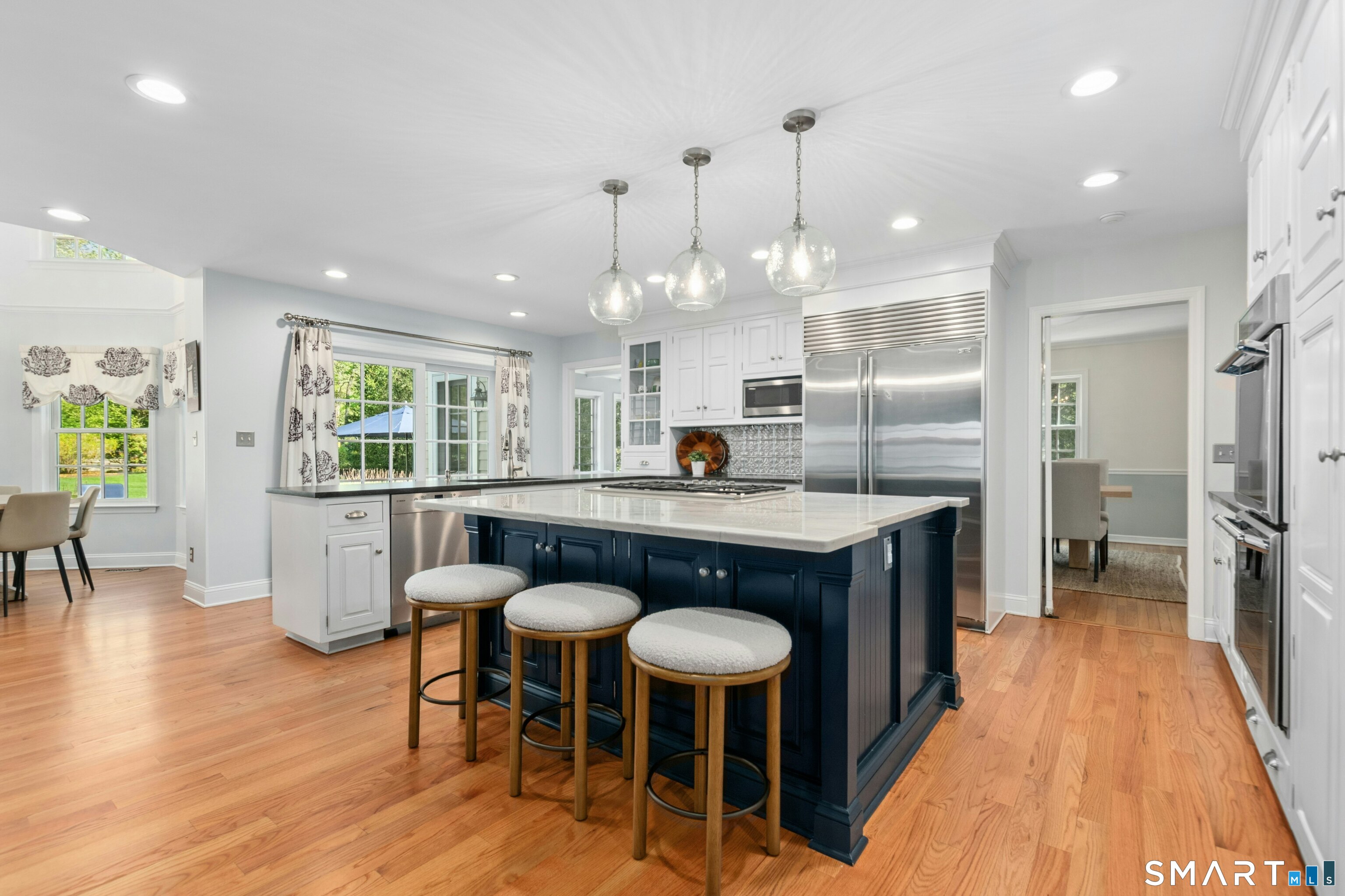 39 Leeuwarden Road Darien, CT 06820 - Photo 10 of 40