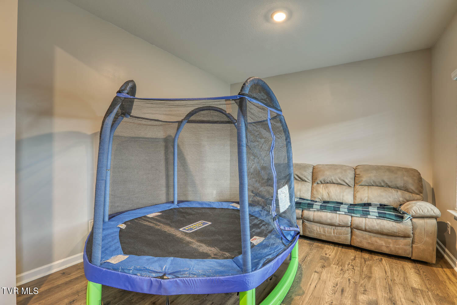 2484 Bridgeforth Crossing Kingsport, TN 37664 - Photo 13 of 66 2484 Edinburgh. Kpt MLSb (1 of 54)